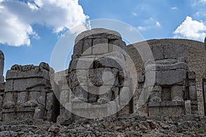 Nemrut Dagi, Mount Nemrut, Kahta, Turkey, Middle East, head, heads, sanctuary, tomb, king, Antiochus, shrine, lion, eagle