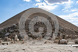 Nemrut Dagi, Mount Nemrut, Kahta, Turkey, Middle East, head, heads, sanctuary, tomb, king, Antiochus, shrine, lion, eagle