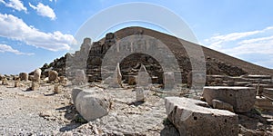 Nemrut Dagi, Mount Nemrut, Kahta, Turkey, Middle East, head, heads, sanctuary, tomb, king, Antiochus, shrine, lion, eagle