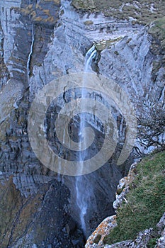 Nerbioi ibaiaren jauzia, Delika, Amurrio Basque Country photo