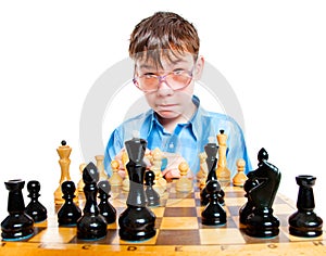 Nerd play chess