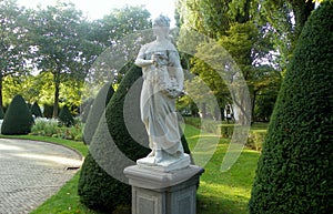 Netherlands, Amsterdam, Plantage Kerklaan 38-40, Artis Royal Zoo (Natura Artis Magistra), statue Spring