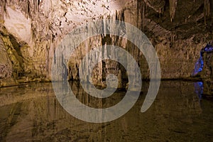 Nettuno caves
