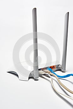 Network cable connects to wireless router, router, internet, global network.