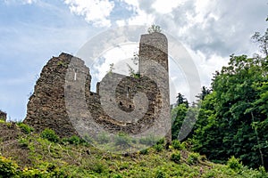 Neublankenheim mountain castle ruin