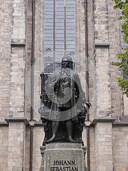 Neues Bach Denkmal photo