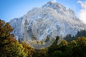 Neuschwanstein Castle in Baviera photo