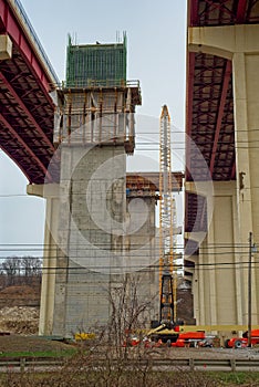 New bridge supports under construction