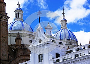 Catedral de la Inmaculada ConcepciÃÂ³n de Cuenca in center of Cuenca, Ecuador photo