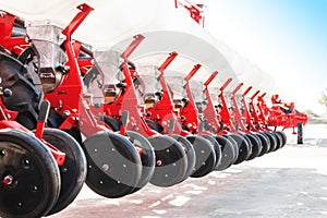 The new industrial agricultural seeder