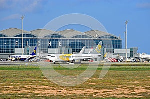 Primera Airlines Alicante Elche Airport