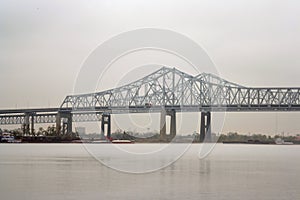 New Orleans bridge