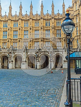 The New Palace Yard of the Westminster Palace and the Houses of Parliament, London, UK.