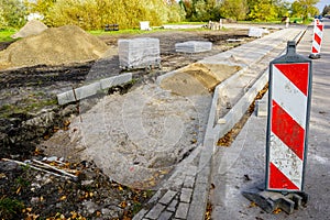 New pavement paving with integrated guidelines for people with visual impairment