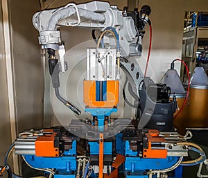 New Robots welding machine