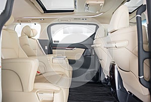 New toyota mpv in full comfort