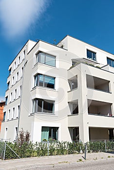 New white multi-family house in Berlin