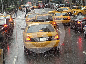 New York 5th Avenue. Rainy weather photo