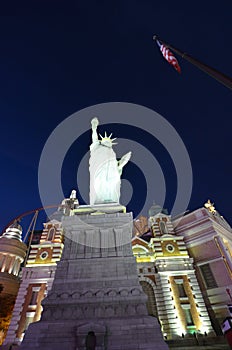 New York-New York Hotel & Casino, atmosphere of earth, sky, metropolis, night