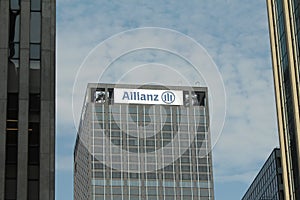 Allianz Global investors sign on office building in Midtown, Manhattann