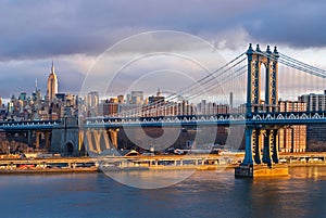 New York Sunrise on Manhatten Bridge