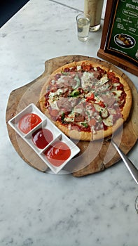 New Yorker Artistan Pizza photo