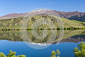 New zealand, lake hayes with coronet peak