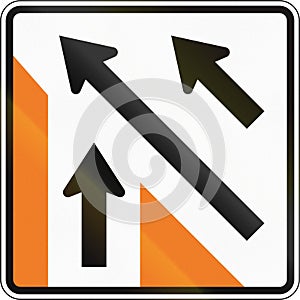 New Zealand road sign - Merging traffic (sign for minor road)