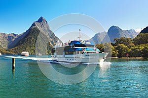 New Zealand, Scenic Fjord Landscape, Milford Sound Cruise