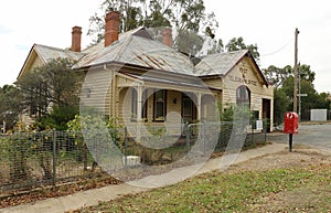 The Newstead Telegraph and Post Office (1863) still operates although telegraph operations ceased in 1934