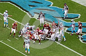 NFL - Ref Signals Touchdown!