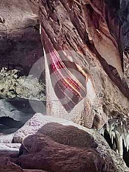 Ngigli cave