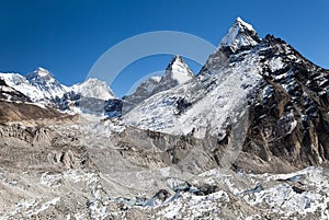 Ngozumba glacier and Mount Everest photo