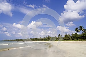 Ngwe Ssaung beach