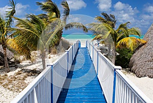 Playa puente sur Costa de 