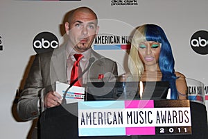 Nicki Minaj, Pitbull