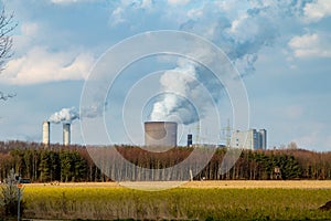NiederauÃŸem, NRW, Germany, 07 03 2020, RWE coal fired power plangt NiederauÃŸem, chimney with exhaust gases