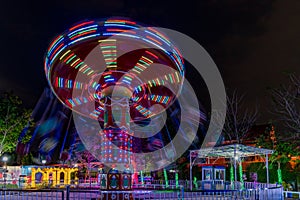 A night at the amusement park, ferris wheel in motion