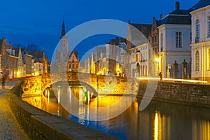 Noche en Brujas Bélgica 