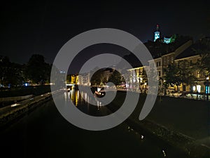 Night in an ordinary city