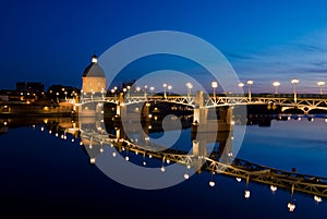 The night piece of Garonne river photo