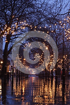 Night scene of Cheltenham Prom