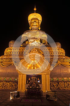 Night Scenes of Large outdoor Phra Phuttha Maha Thammaracha Buddha.