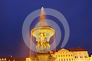 Night scenes,samsonova kasna fountain