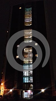 NIGHT TIME PHOTO OF APARMENTS/FLATS LEWISHAM PARK SOUTH LONDON