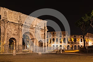 Night view of Arch of Constantine and colosseum