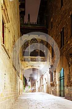 Night view of Barrio Gotico