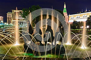 Night view of the fountain in Alexandrovsky Garden