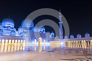 Night view of Grand Mosque, also called Sheikh Zayed Grand Mosque in Abu Dhabi, United Arab Emirates, a very popular touristic