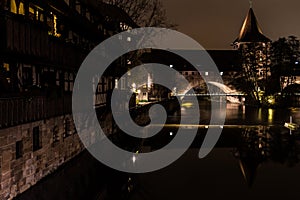 Night view of the Kettensteg in Nuremberg